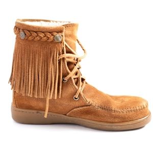 MINNETONKA Fringed Boots, Size 7, Leather